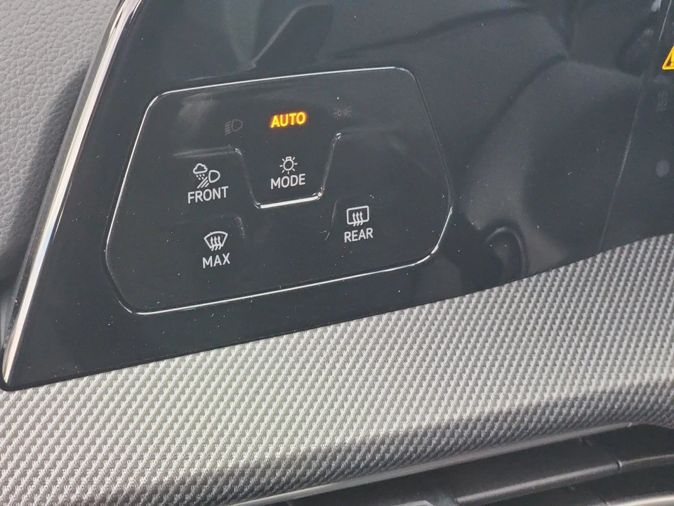 2026 Volkswagen Golf R Mk8 - Image 29 of 31