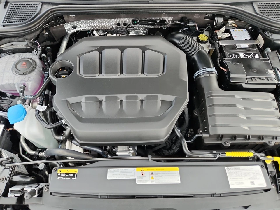 2026 Volkswagen Golf R Mk8 - Image 23 of 31
