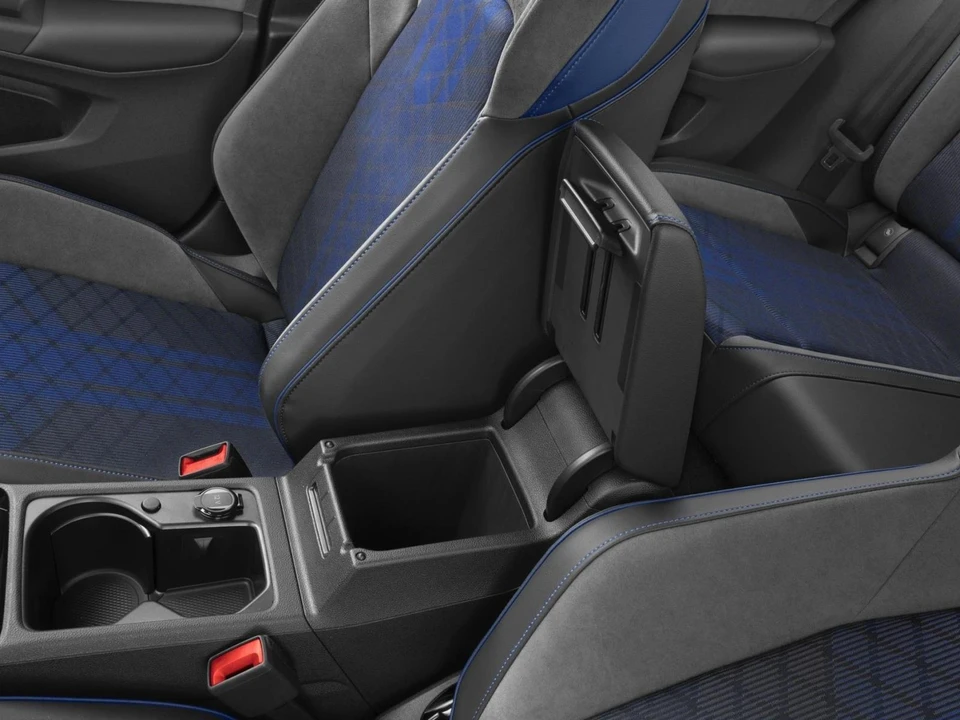 2026 Volkswagen Golf R Mk8 - Image 10 of 12