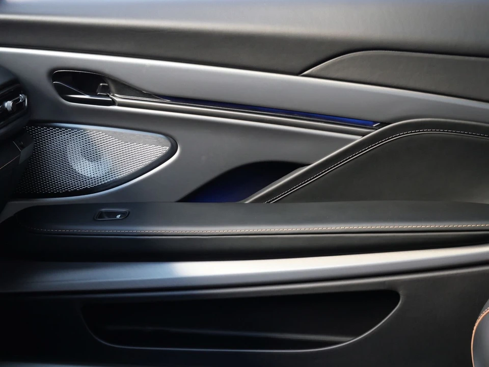 2027 Aston Martin Vanquish 3rd Gen - Image 17 of 27