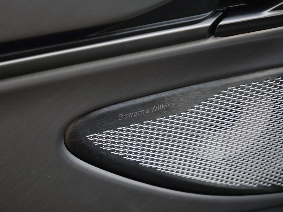 2027 Aston Martin Vanquish 3rd Gen - Image 18 of 27