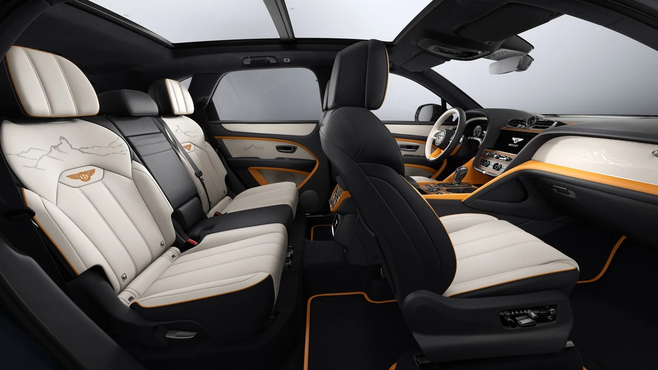 2027 Bentley Bentayga - Image 9 of 10
