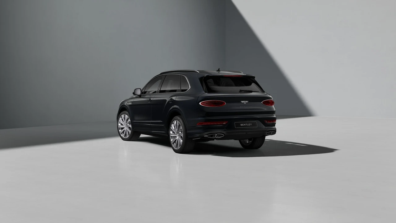 2027 Bentley Bentayga - Image 8 of 10