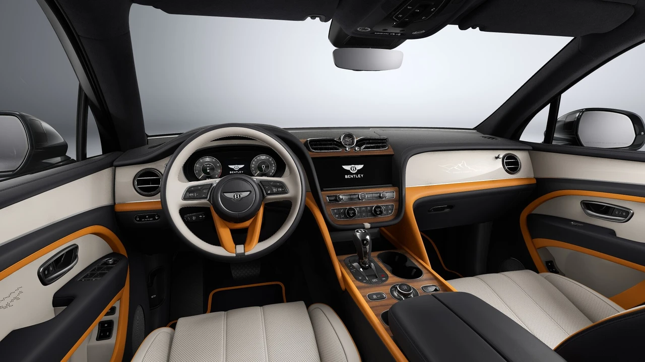 2027 Bentley Bentayga - Image 3 of 10