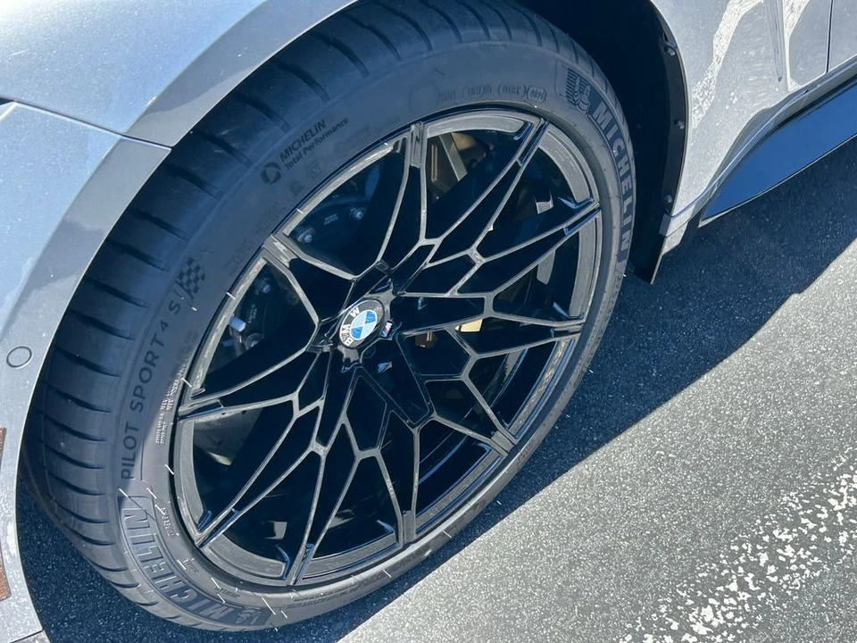 2027 BMW - Image 3 of 18