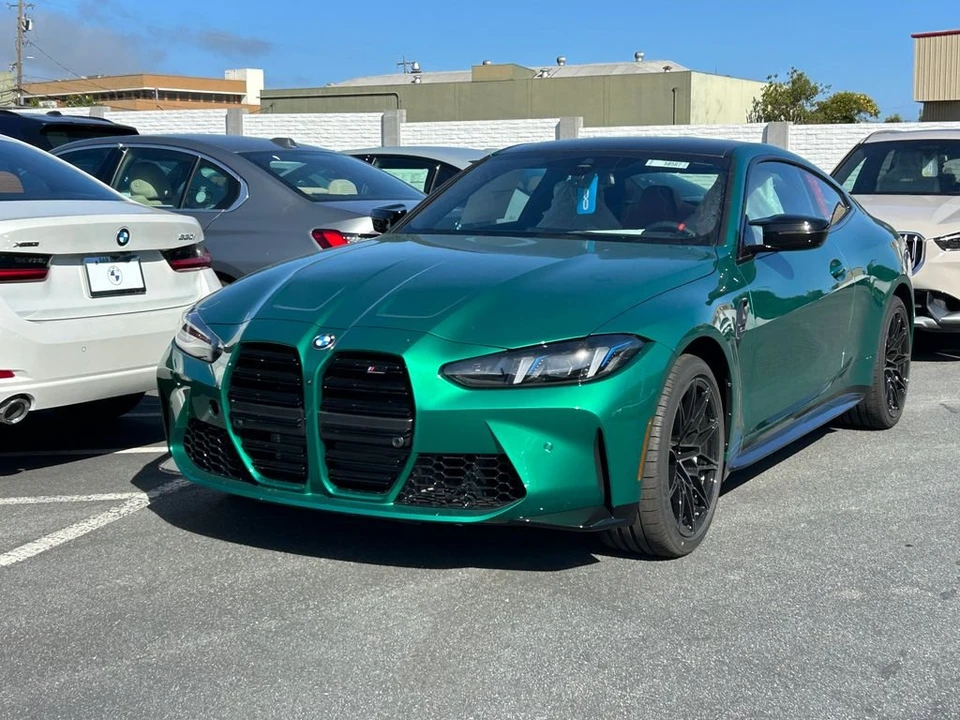 2027 BMW G82/G83 M4 - Image 2 of 18