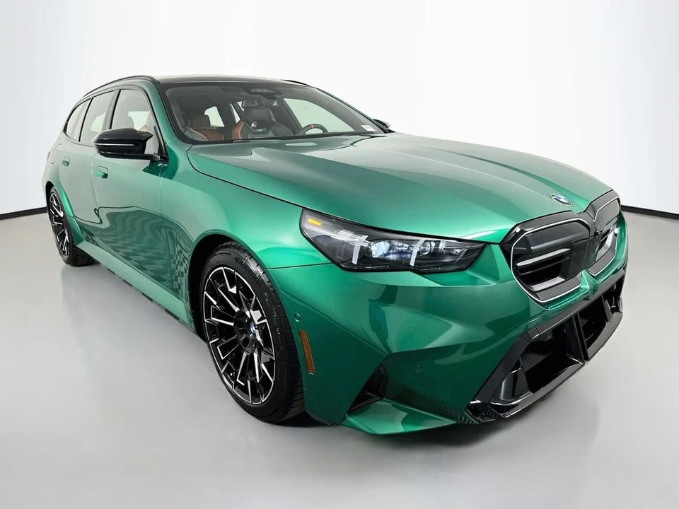 2027 BMW G90/G99 M5 - Image 3 of 24