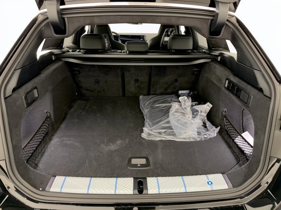 2027 BMW G90/G99 M5 - Image 16 of 29