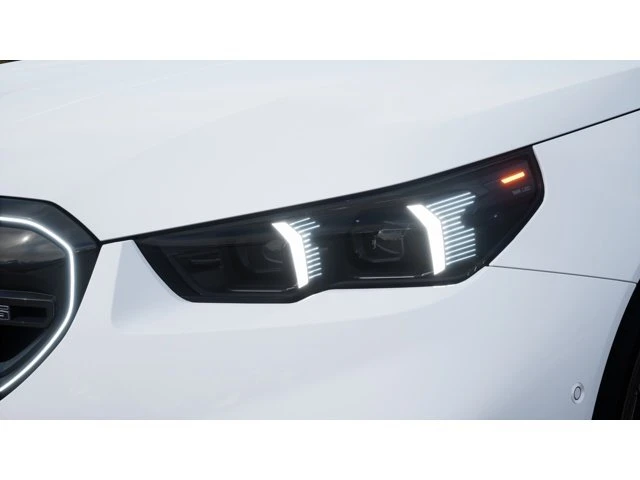 2027 BMW M5 - Image 6 of 14