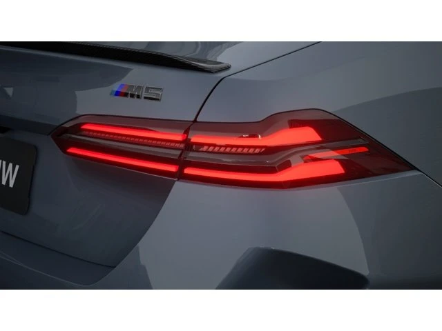 2027 BMW M5 - Image 8 of 14