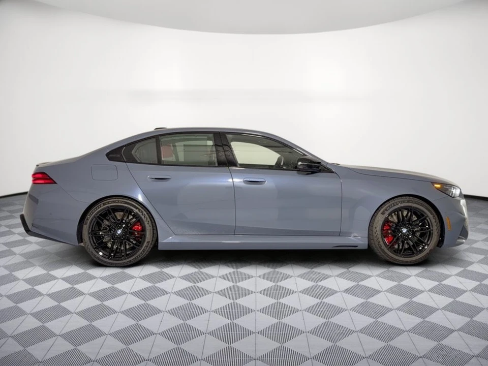 2027 BMW G90/G99 M5 - Image 7 of 31