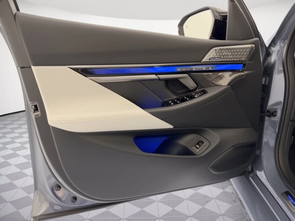 2027 BMW G90/G99 M5 - Image 13 of 31