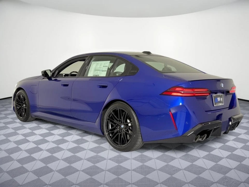 2027 BMW G90/G99 M5 - Image 3 of 30