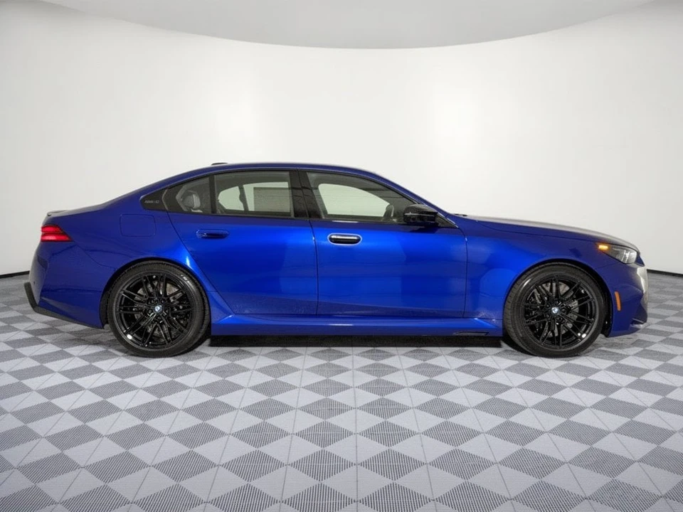 2027 BMW G90/G99 M5 - Image 7 of 30