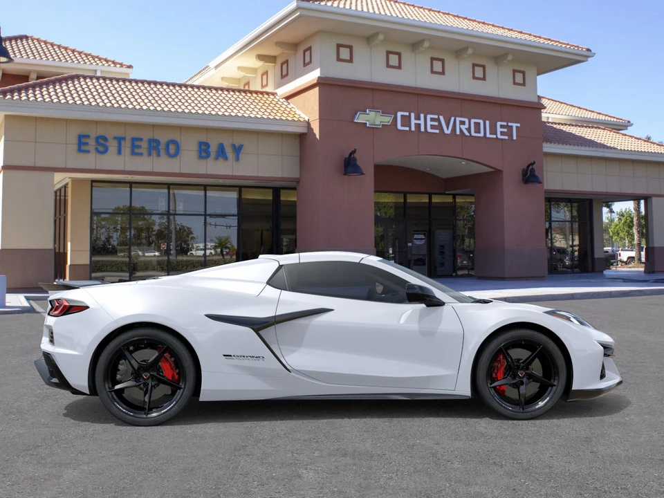 2027 Chevrolet Corvette C8 Grand Sport - Image 5 of 31