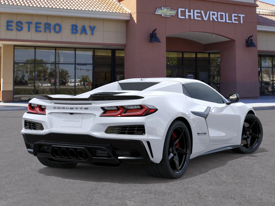 2027 Chevrolet Corvette C8 Grand Sport - Image 4 of 31