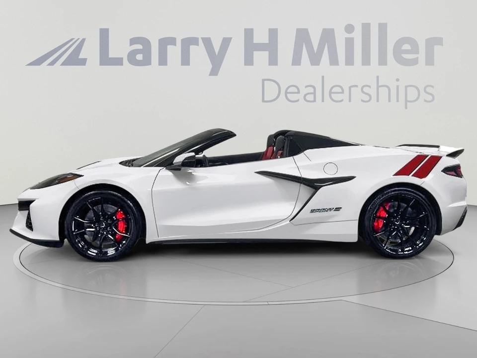 2027 Chevrolet Corvette C8 Grand Sport - Image 3 of 14