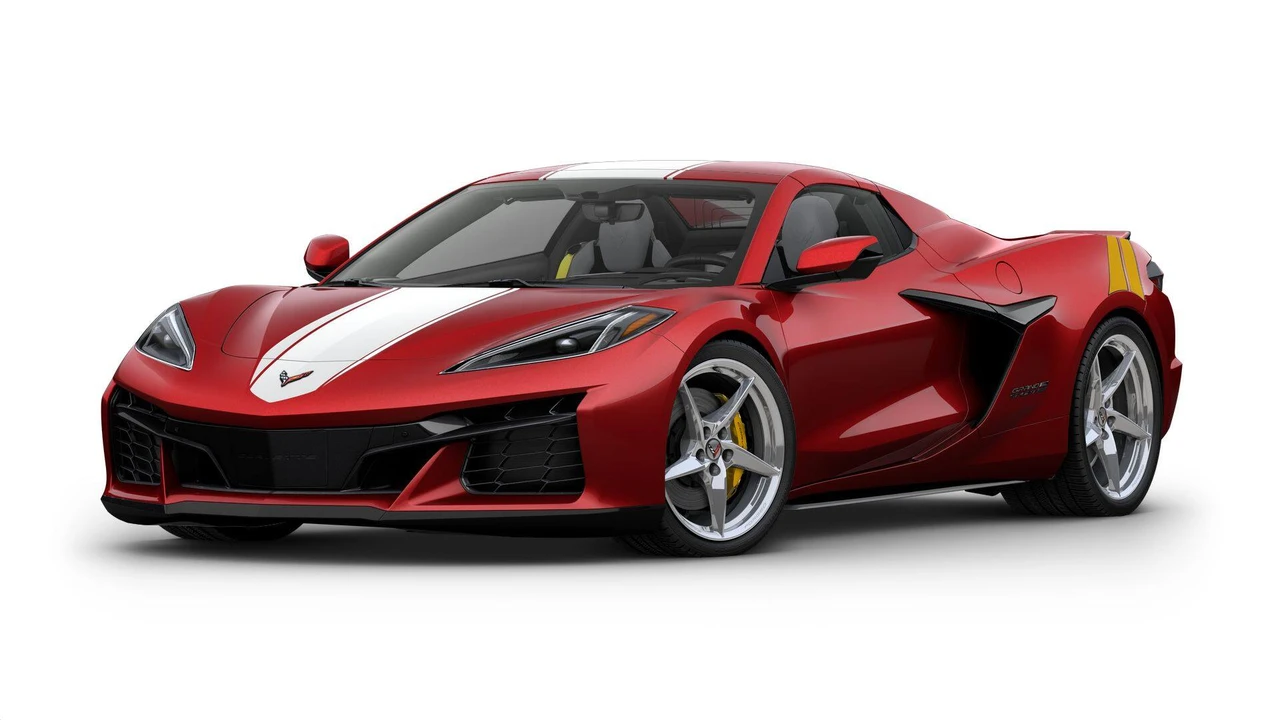 2027 Chevrolet Corvette C8 Grand Sport - Image 25 of 31