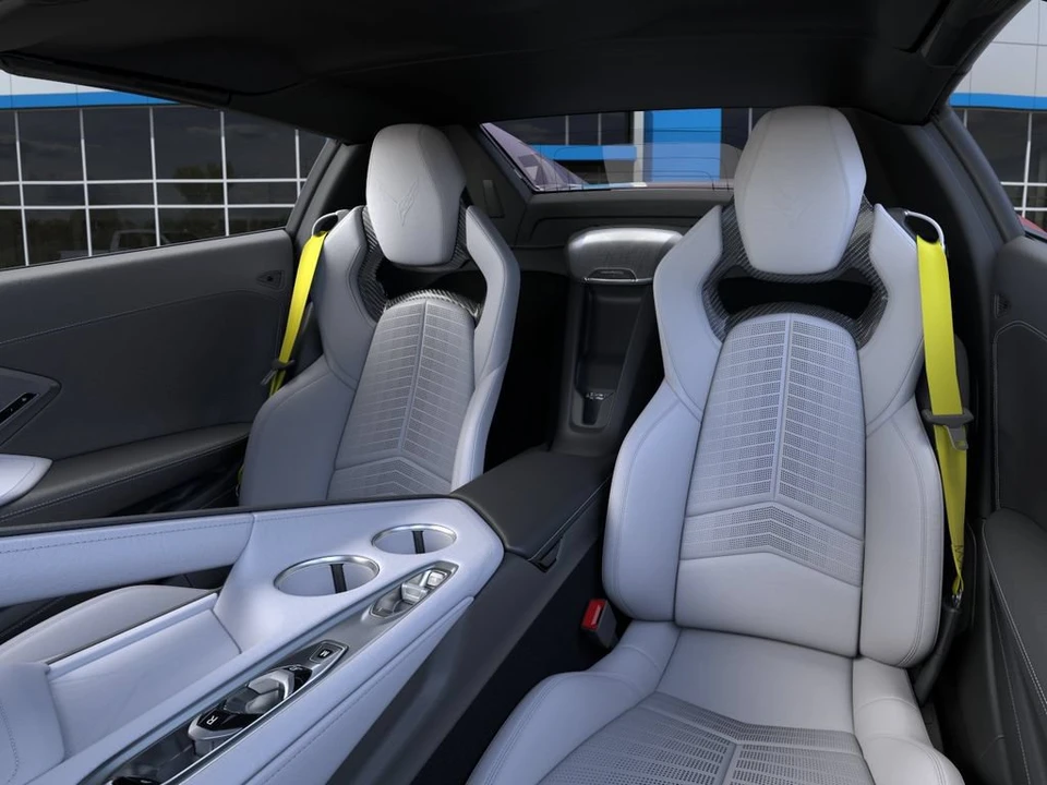 2027 Chevrolet Corvette C8 Grand Sport - Image 16 of 31