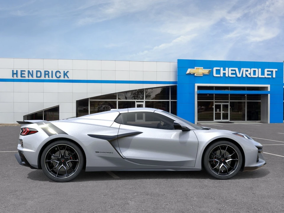 2027 Chevrolet Corvette C8 Grand Sport - Image 6 of 31