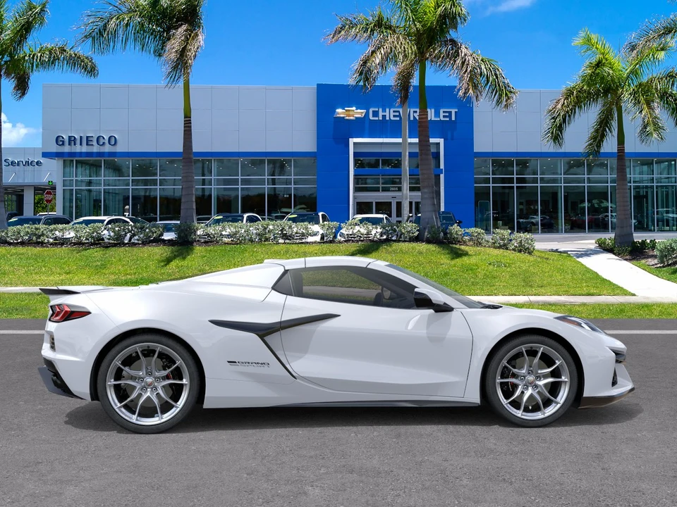 2027 Chevrolet Corvette C8 Grand Sport - Image 21 of 31