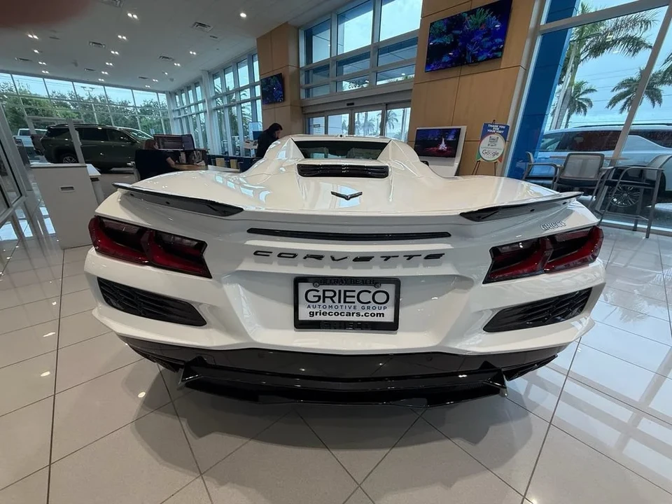 2027 Chevrolet Corvette C8 Grand Sport - Image 7 of 31