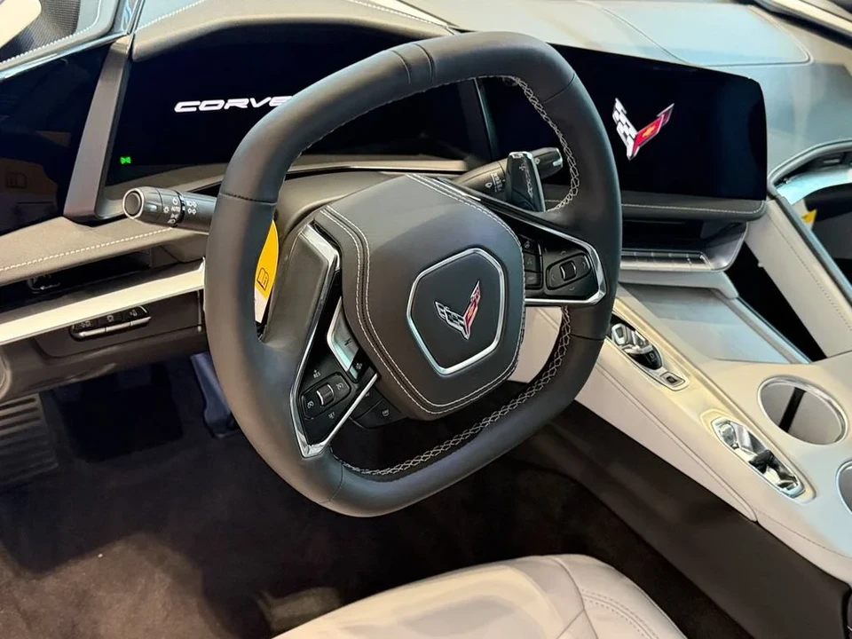 2027 Chevrolet Corvette C8 Grand Sport - Image 16 of 31