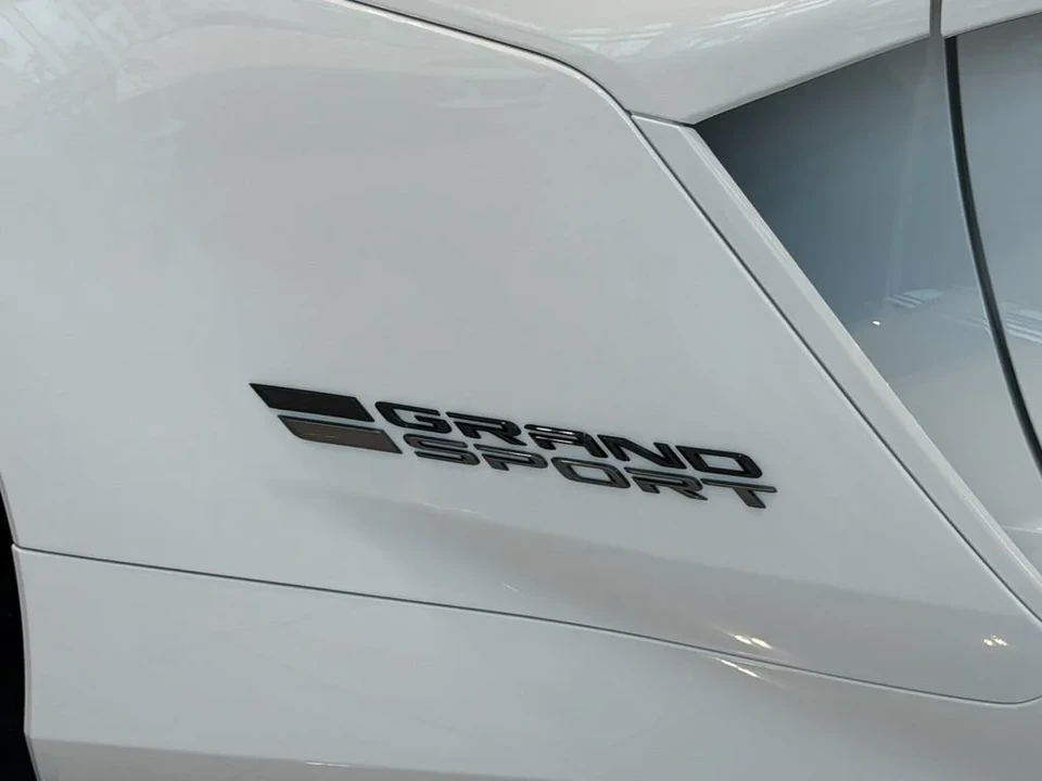 2027 Chevrolet Corvette C8 Grand Sport - Image 10 of 31