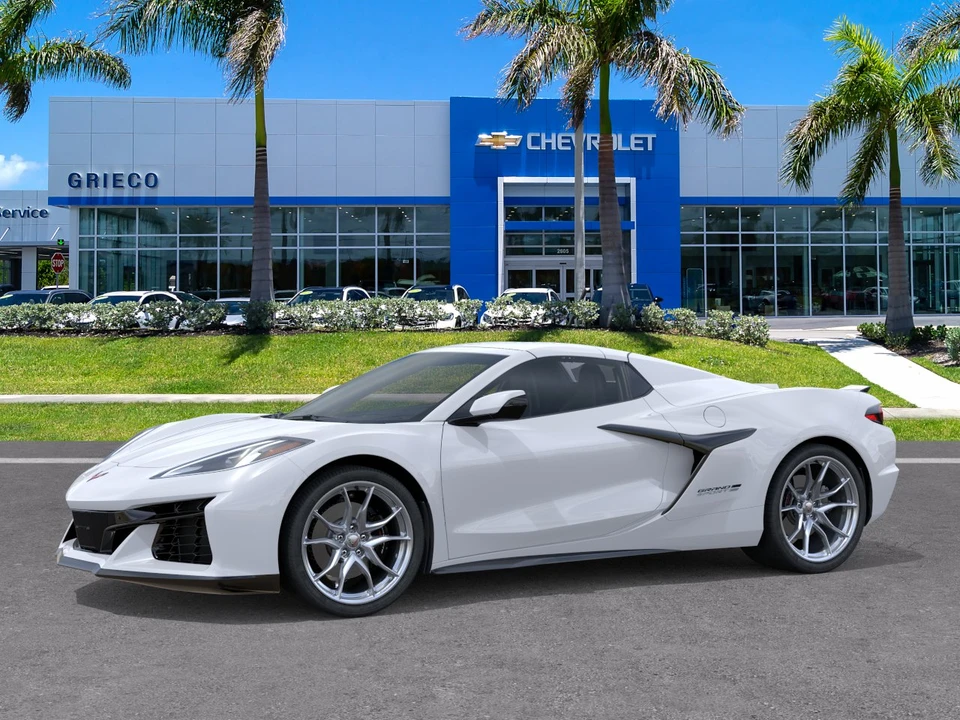 2027 Chevrolet Corvette C8 Grand Sport - Image 18 of 31