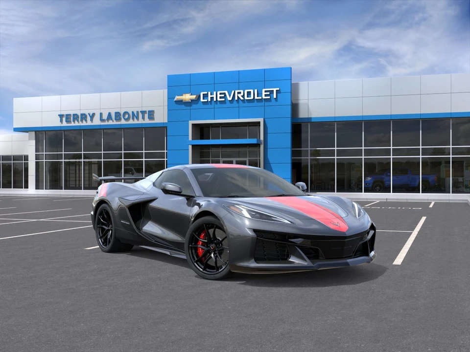2027 Chevrolet Corvette C8 Grand Sport - Image 2 of 31