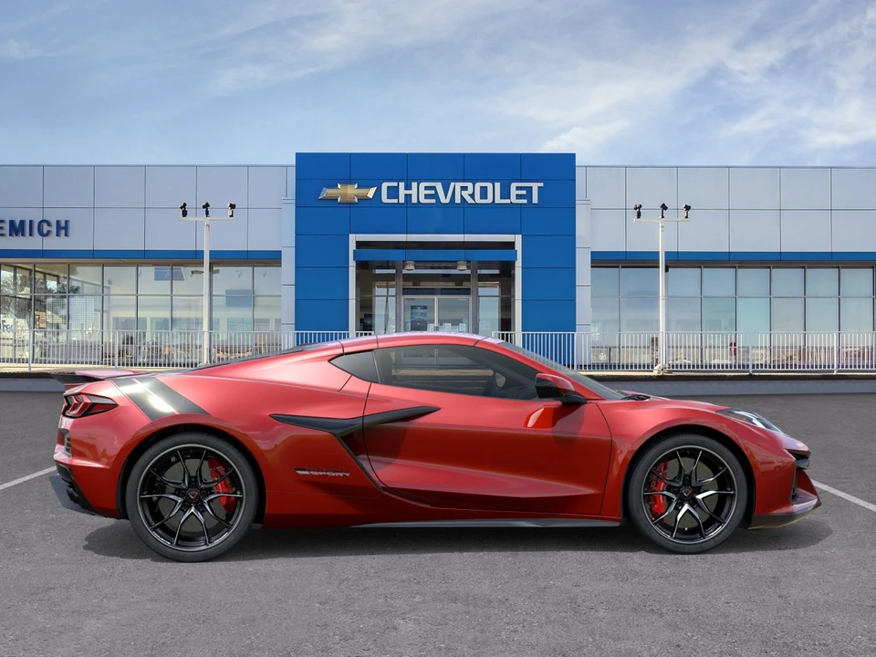 2027 Chevrolet Corvette C8 Grand Sport - Image 29 of 31