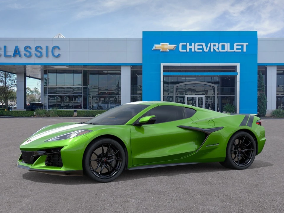 2027 Chevrolet Corvette C8 Grand Sport - Image 2 of 31