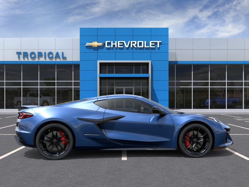 2027 Chevrolet Corvette C8 Grand Sport - Image 5 of 31
