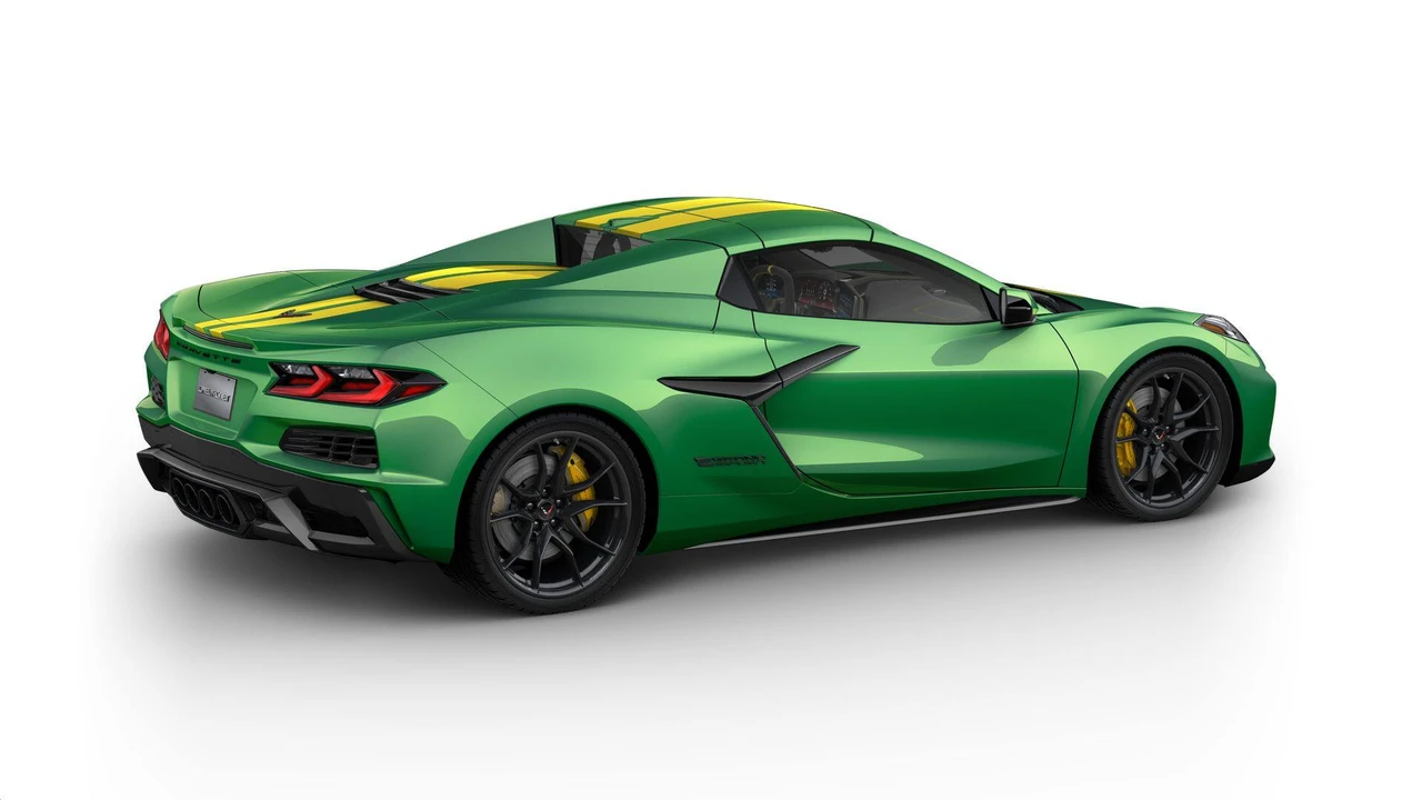 2027 Chevrolet Corvette C8 Grand Sport - Image 5 of 12