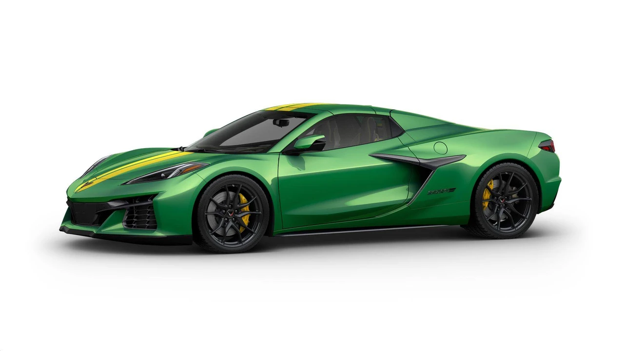 2027 Chevrolet Corvette C8 Grand Sport - Image 3 of 12