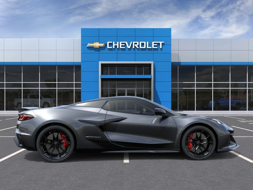 2027 Chevrolet Corvette C8 Grand Sport - Image 5 of 31