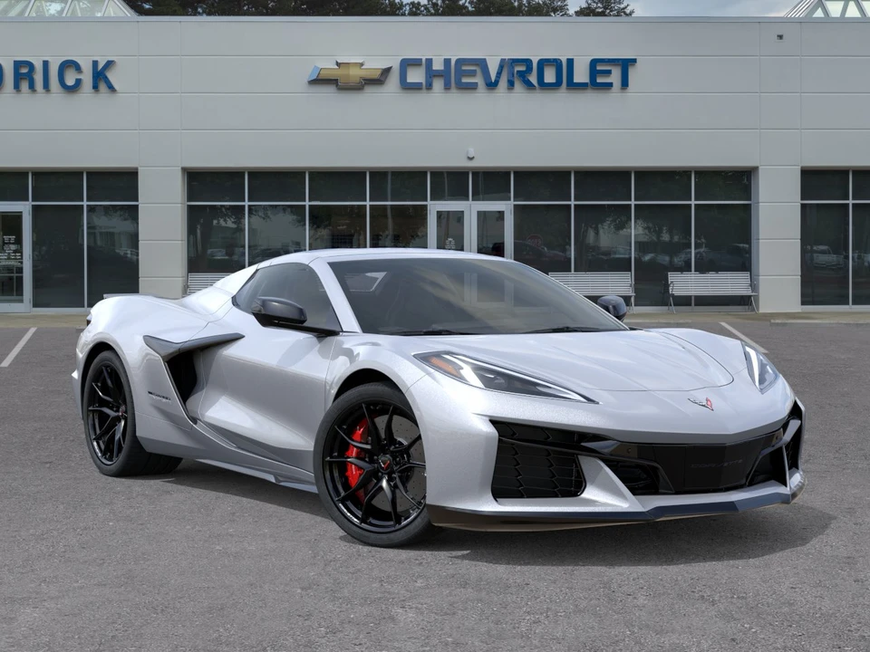 2027 Chevrolet Corvette C8 Grand Sport - Image 6 of 31