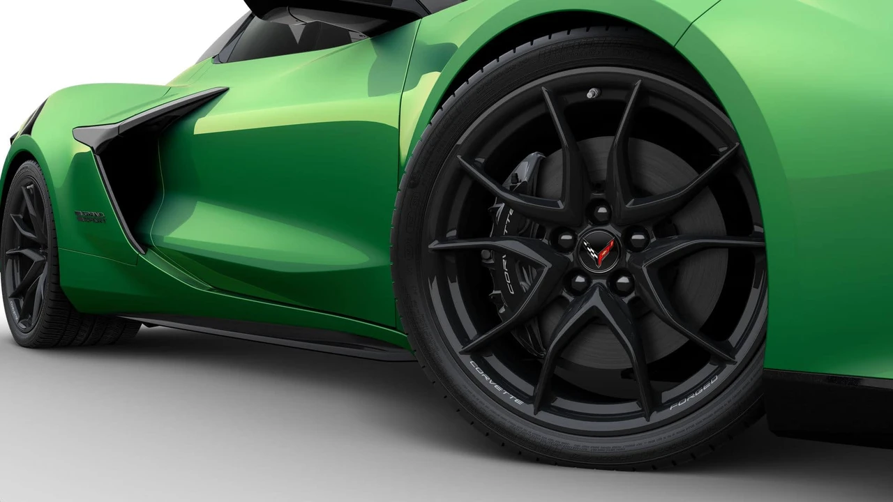 2027 Chevrolet Corvette C8 Grand Sport - Image 7 of 12