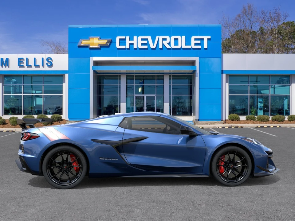 2027 Chevrolet Corvette C8 Grand Sport - Image 5 of 31
