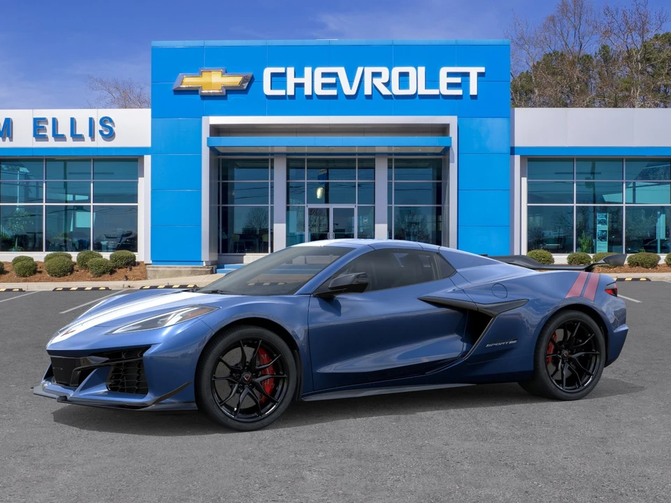 2027 Chevrolet Corvette C8 Grand Sport - Image 2 of 31