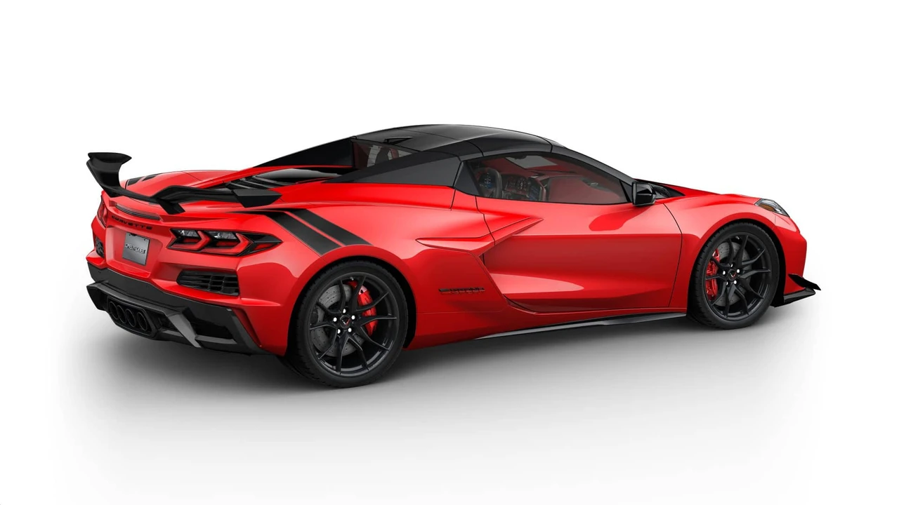 2027 Chevrolet Corvette C8 Grand Sport - Image 28 of 31