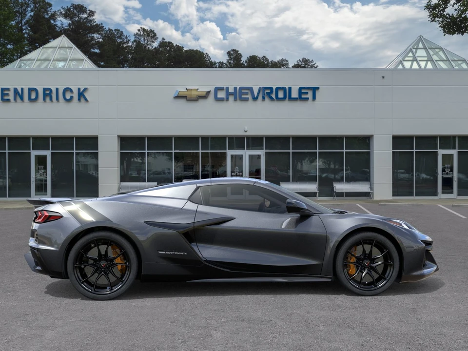2027 Chevrolet Corvette C8 Grand Sport - Image 5 of 31