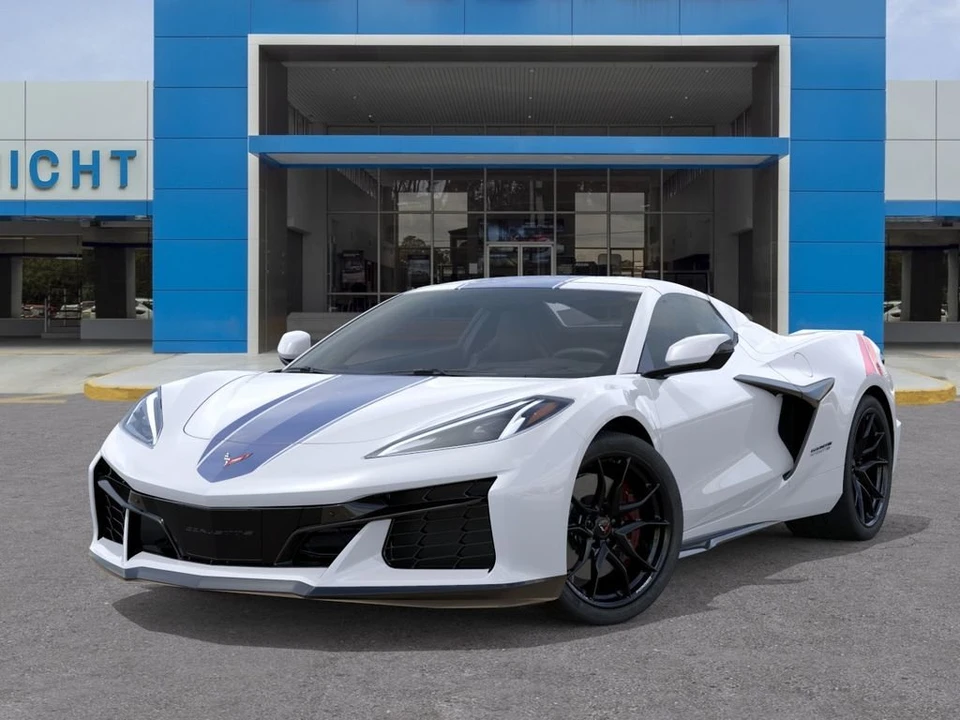 2027 Chevrolet Corvette C8 Grand Sport - Image 6 of 31