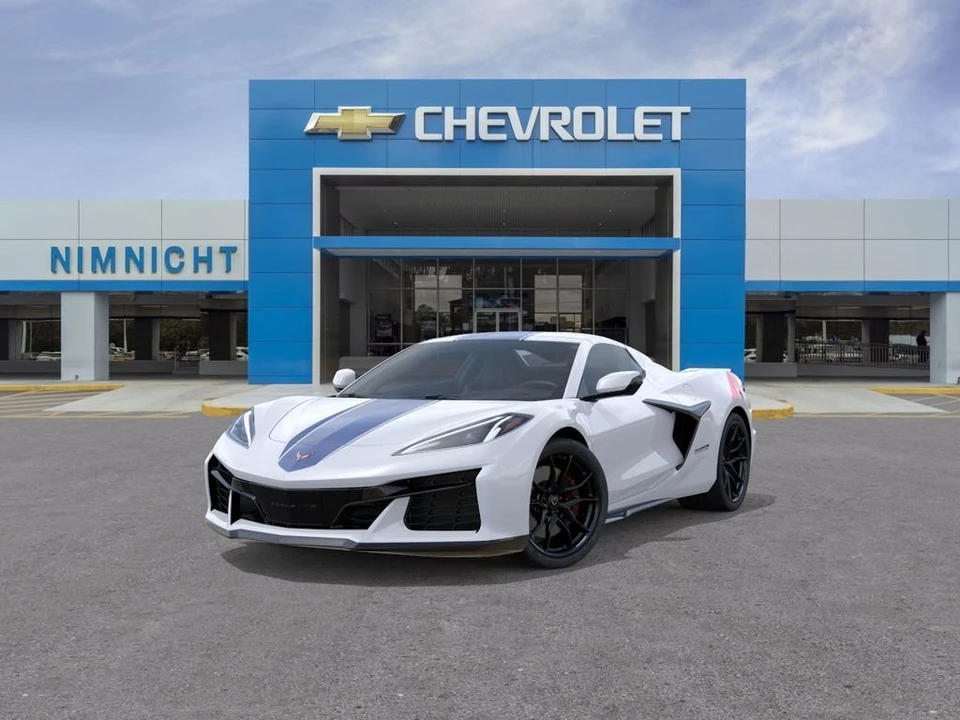 2027 Chevrolet Corvette C8 Grand Sport - Image 8 of 31