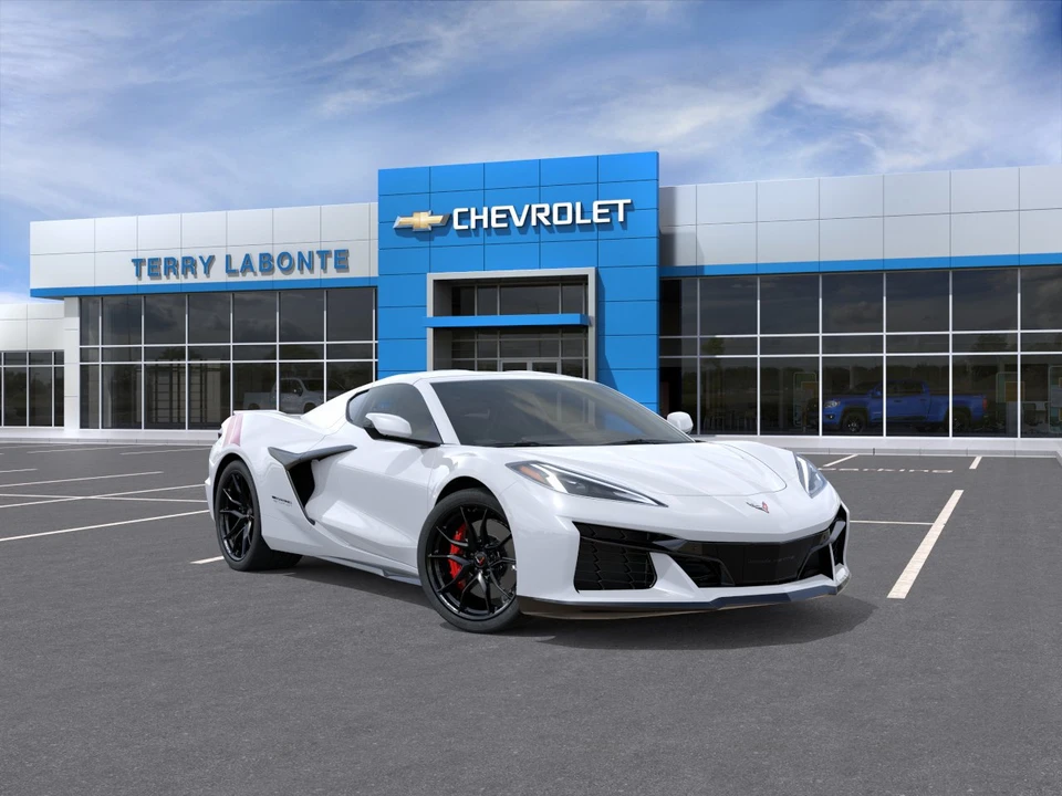 2027 Chevrolet Corvette C8 Grand Sport - Image 2 of 31
