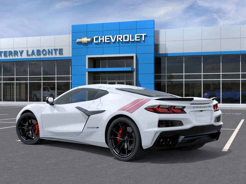 2027 Chevrolet Corvette C8 Grand Sport - Image 5 of 31