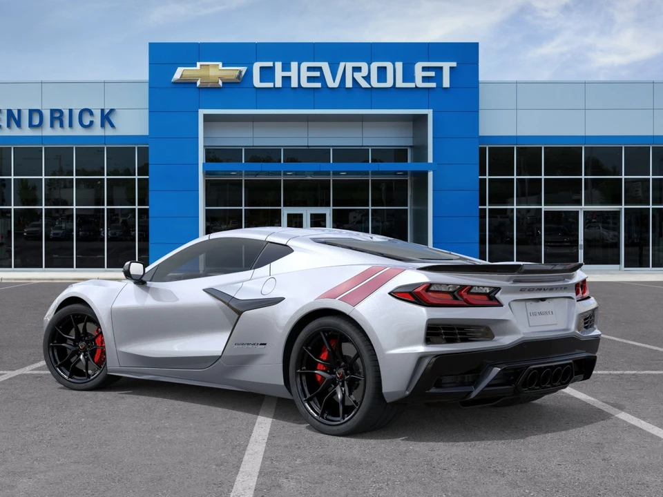 2027 Chevrolet Corvette C8 Grand Sport - Image 5 of 31