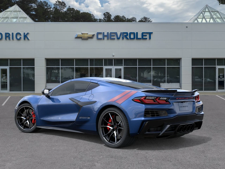 2027 Chevrolet Corvette C8 Grand Sport - Image 29 of 31