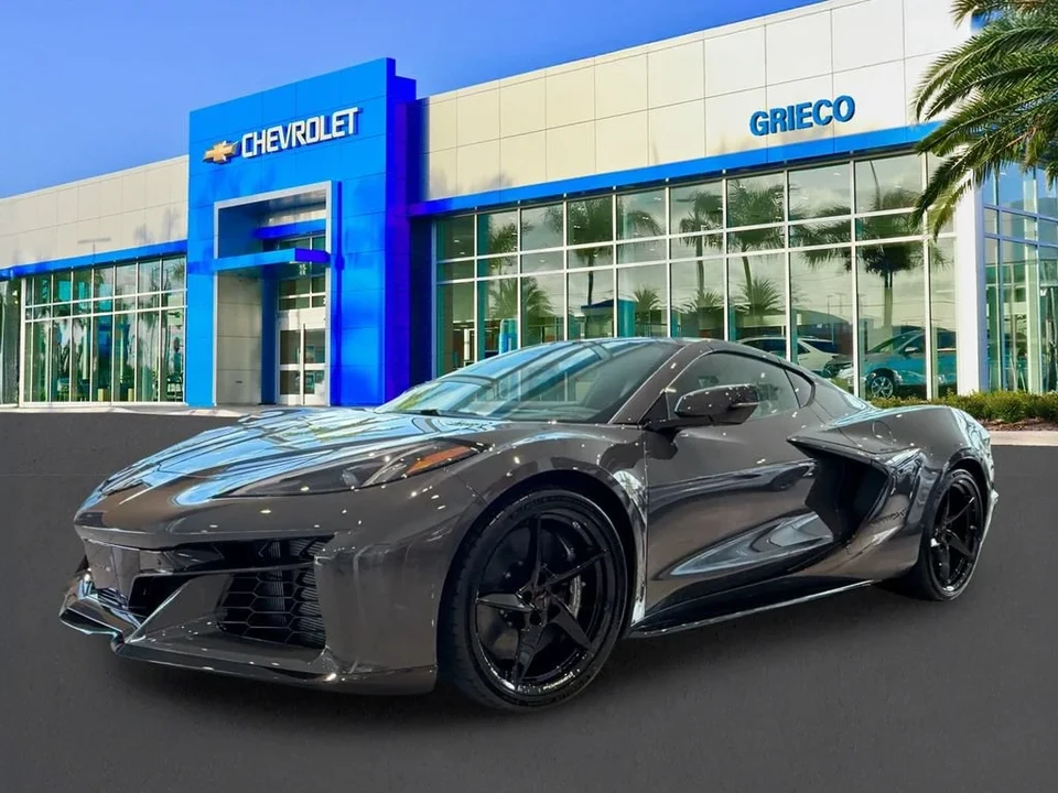 2027 Chevrolet Corvette C8 Grand Sport - Image 3 of 31