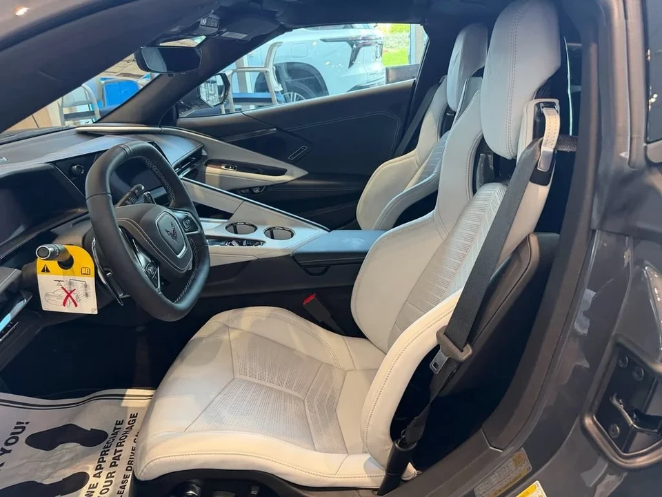 2027 Chevrolet Corvette C8 Grand Sport - Image 6 of 31